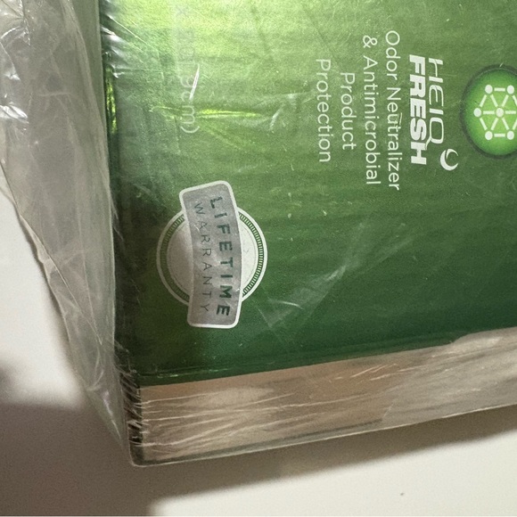 Crease Collection Green Mattress Cover - Picture 12 of 14